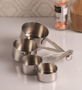 Dynore - Matte Finish Heavy Gauge Stainless Steel Set of 4 Measuring Cup @ Rs 139 (80% Off)