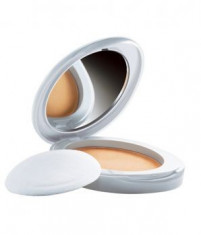 Snapdeal Lakme Perfect Radiance Intense Whitening Golden Medium 03 Compact, 8 g